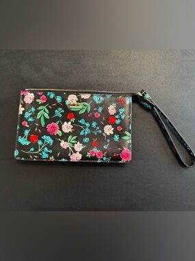 kate spade Black Floral Zip Wristlet Wallet (cameron street jardin leila)